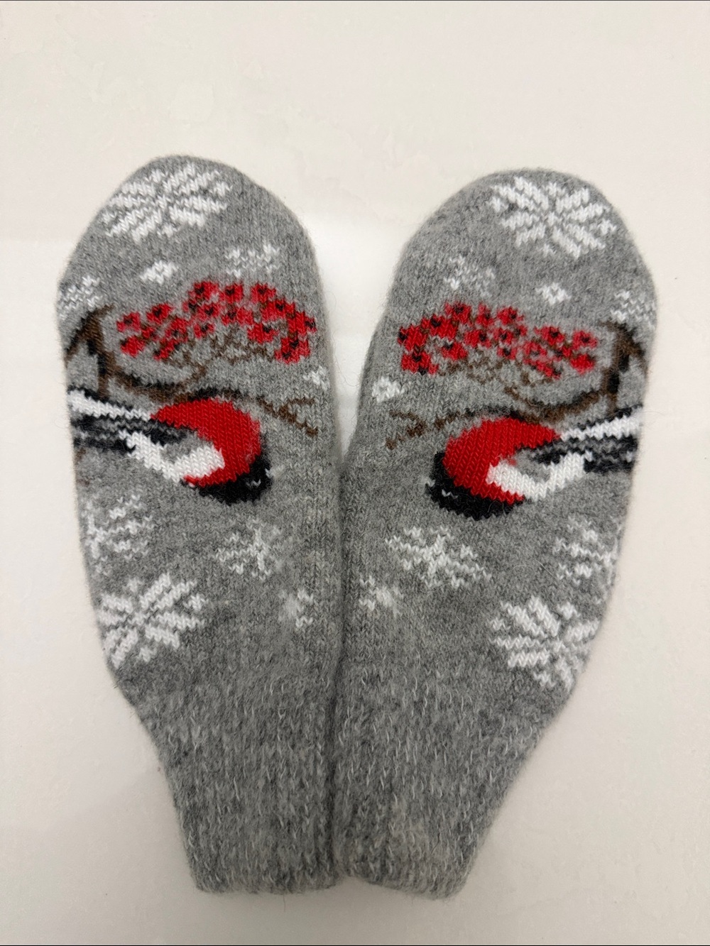 Cozy Grey Wool Bird Mittens with Red Accent